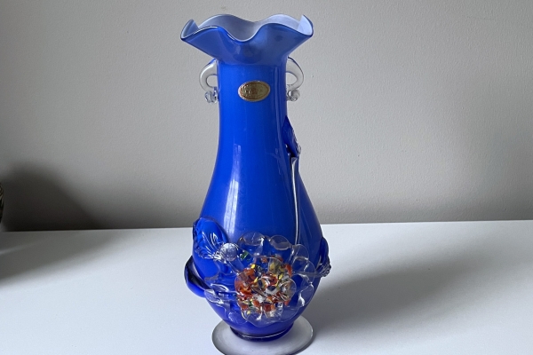 Mooie Blauwe Vintage Vaas met Bloem Decor